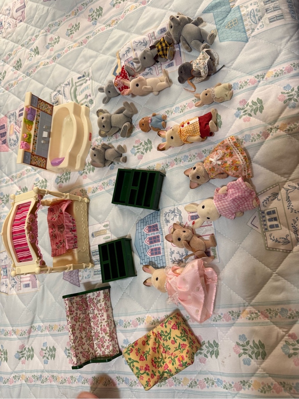 Style Beige & Pink Animal Dollhouse Figures Set